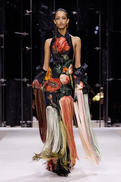 Look 46